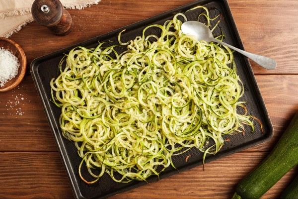 How to Dehydrate Zucchini Noodles in the Oven