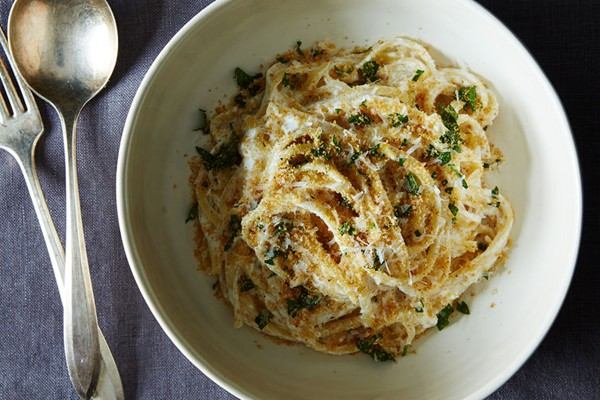 Jessica Holmes Zucchini Pasta Recipe with Ricotta and Parmesan