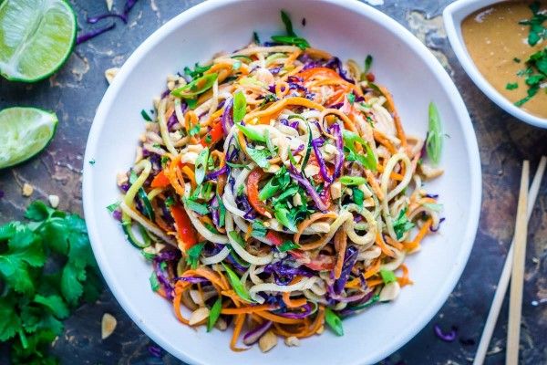 Easy Asian Zucchini Noodles with Peanut Sauce