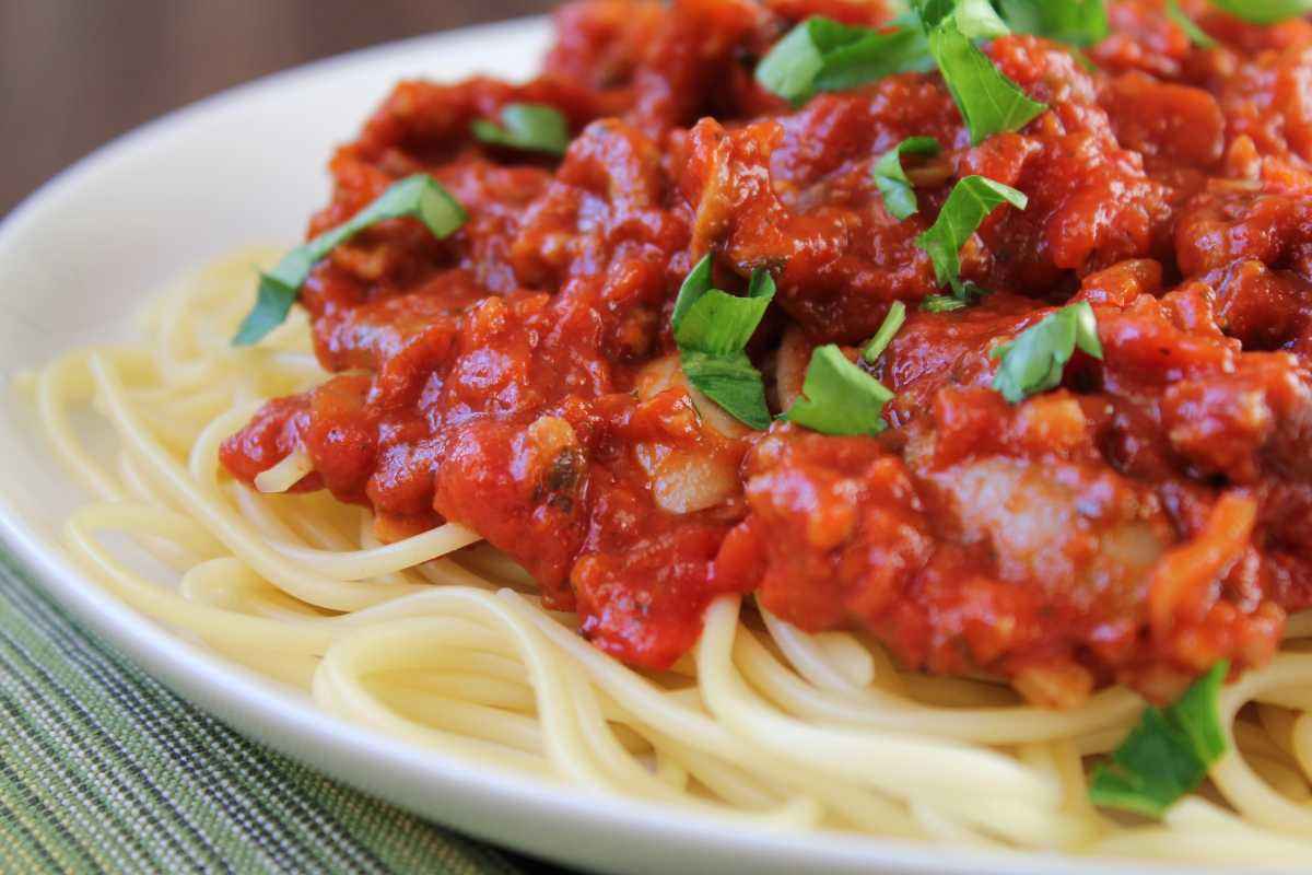 Spicy Zucchini Pasta Tomato Sauce