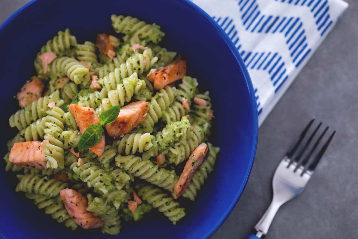 Zucchini Pesto Pasta with Tuna